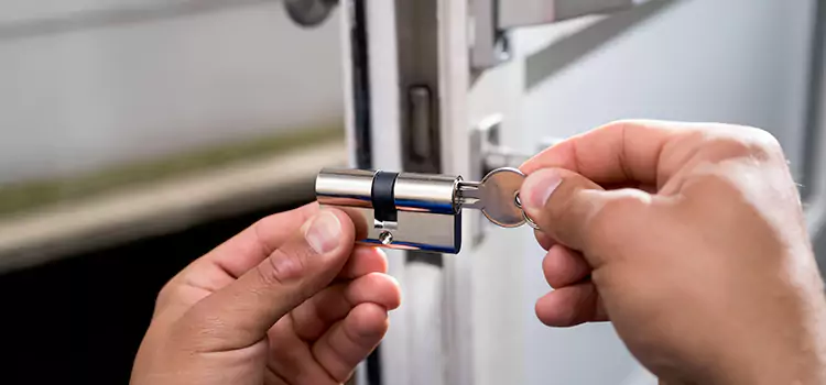 Emergency Locksmith for House Ojus